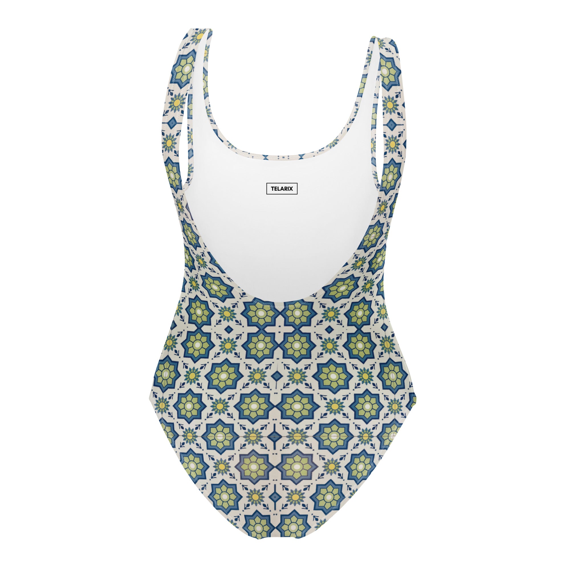 Bañador Andalusian courtyard